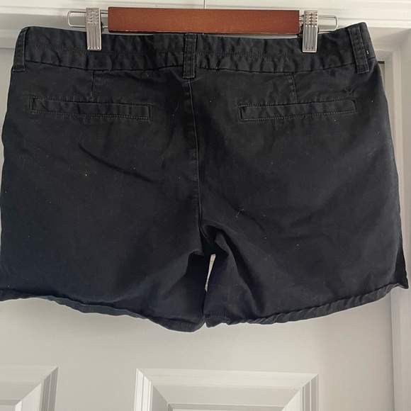 AE shorts black size 8 - Picture 2 of 5